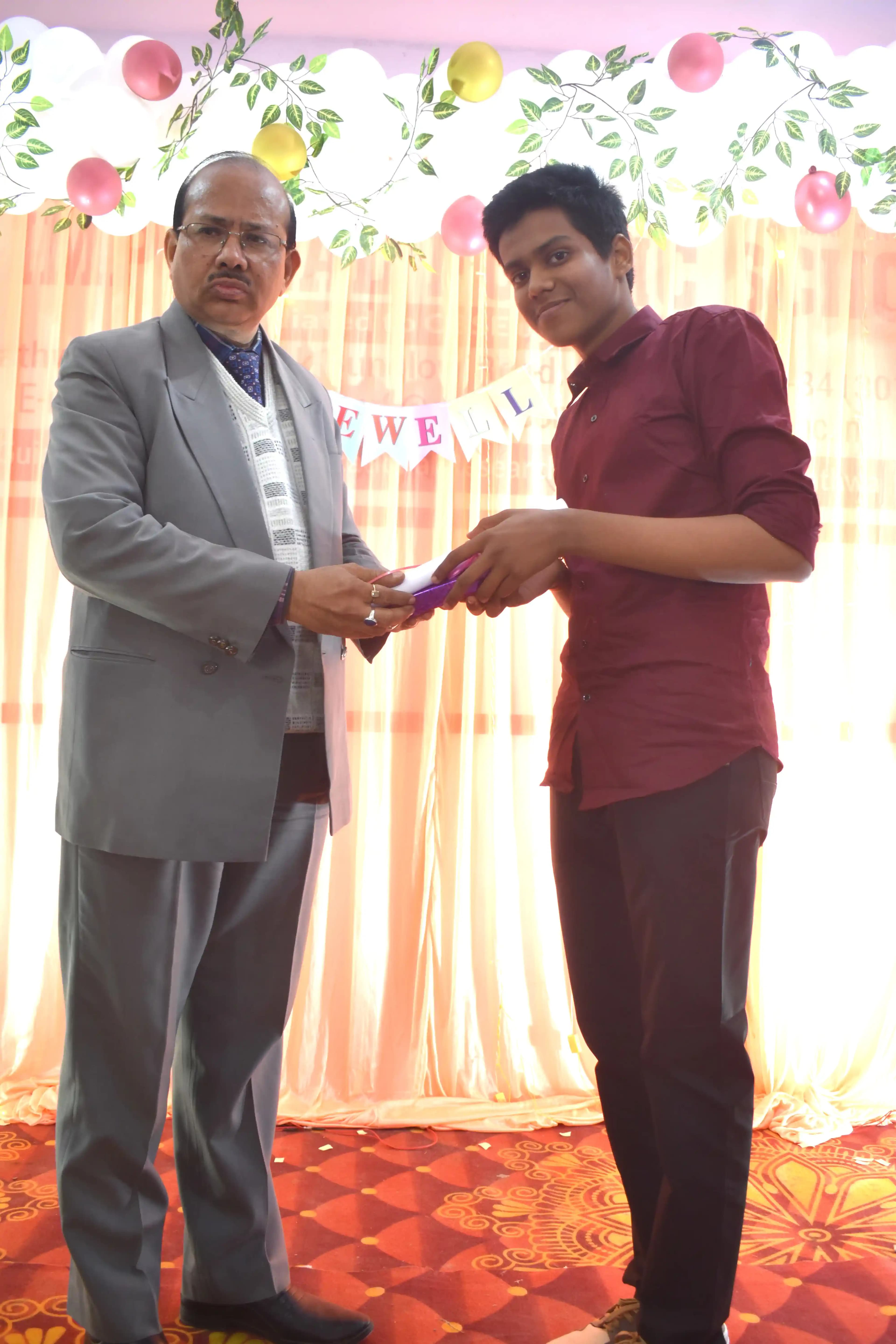 Farewell Class 12th 2025 - Photo 9
